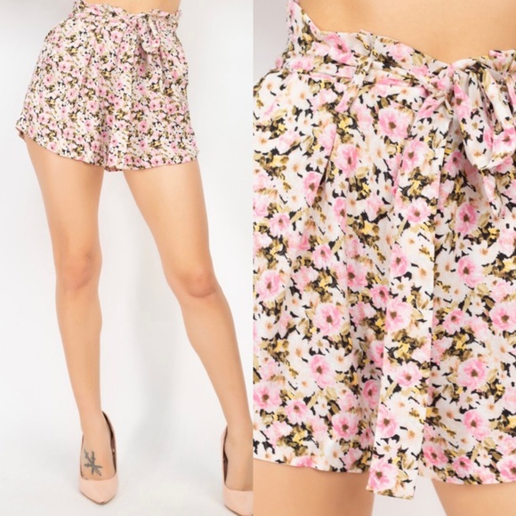 Floral print crop top and short - Picture 10 of 15